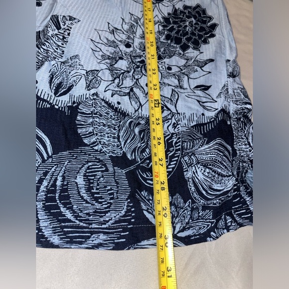 The Havanera Co Button Up Shirt (M) - Picture 10 of 11